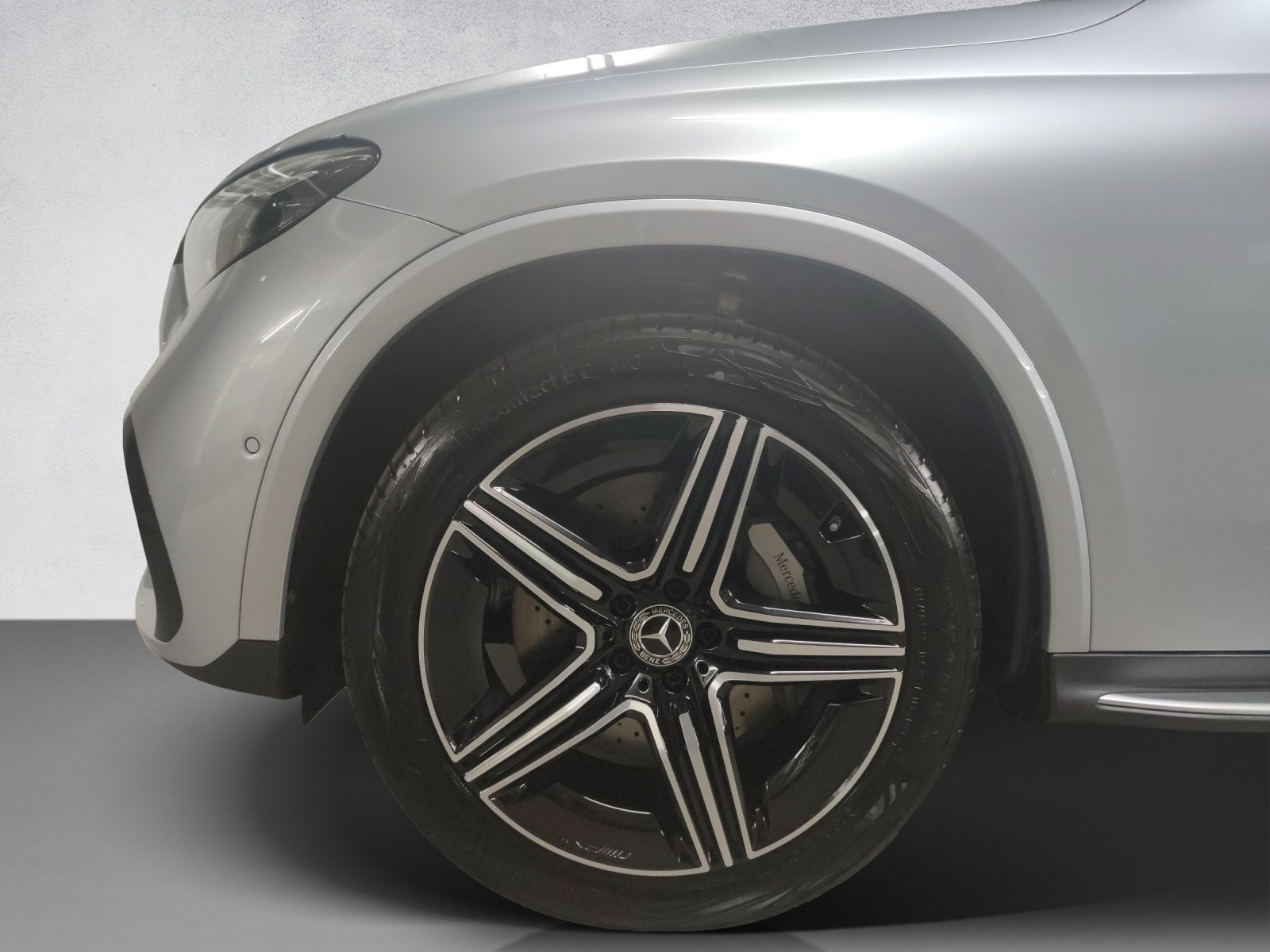 MERCEDES-BENZ GLC 400 e AMG Line 4Matic Coupé-image-6