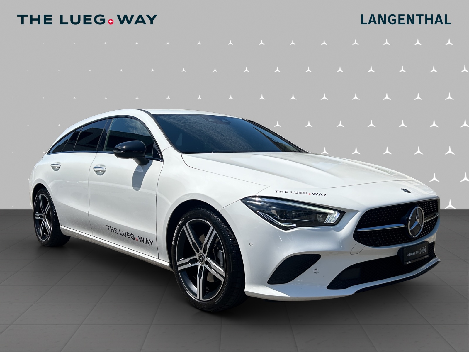 MERCEDES-BENZ CLA Shooting Brake 200 Progressive 7G-DCT-showroom-element-1
