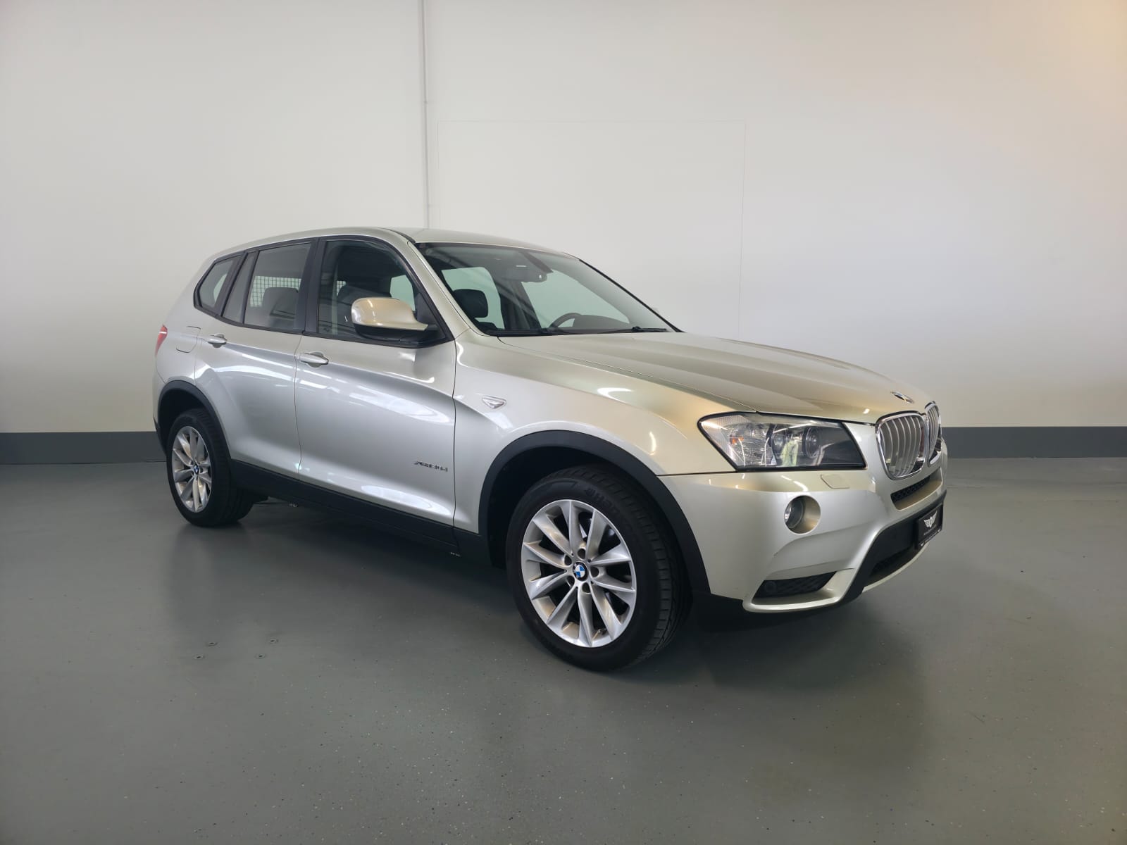 BMW X3 xDrive 30d Steptronic-showroom-element-2