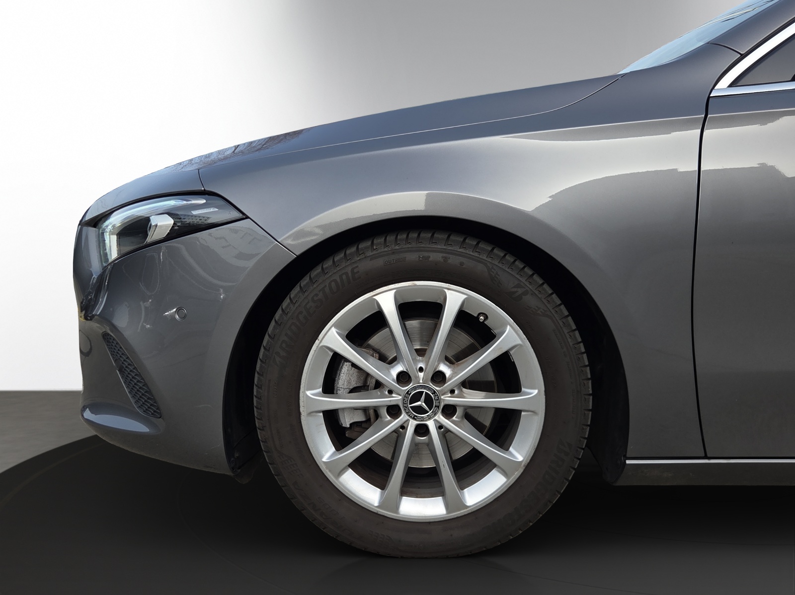 Image MERCEDES-BENZ A-200 A 200 7G-DCT