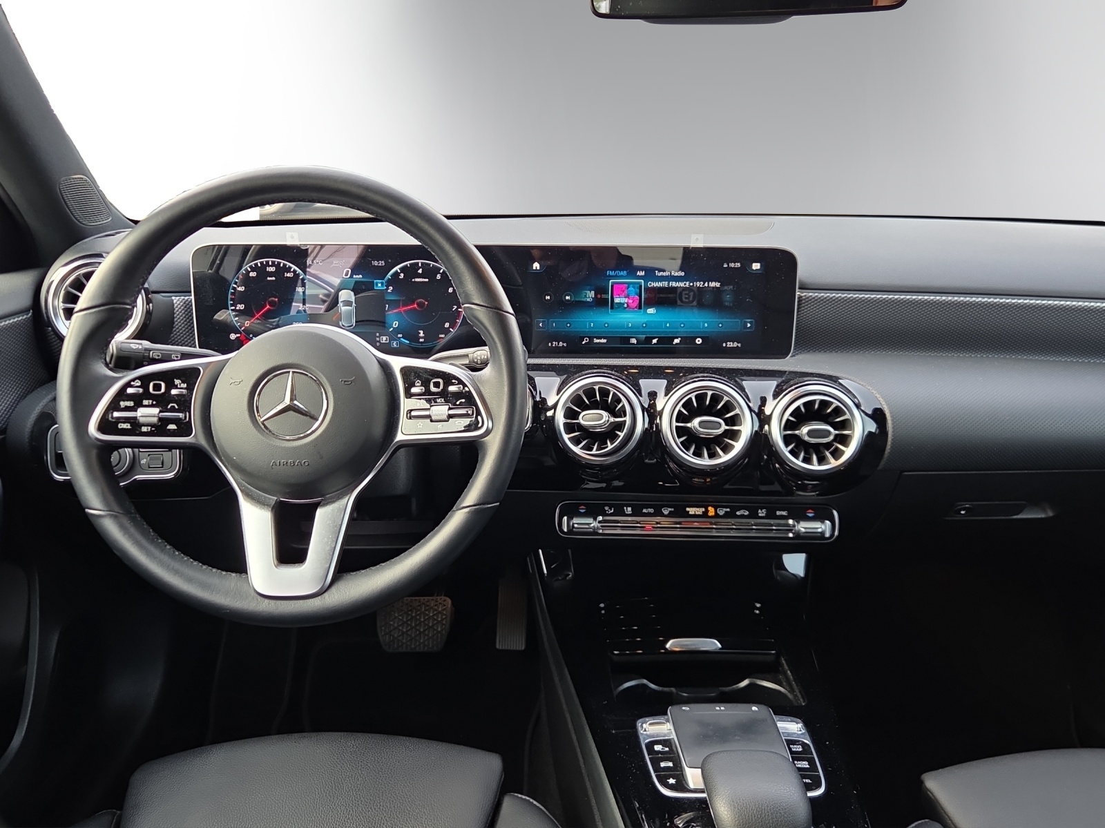 Image MERCEDES-BENZ A-200 A 200 7G-DCT