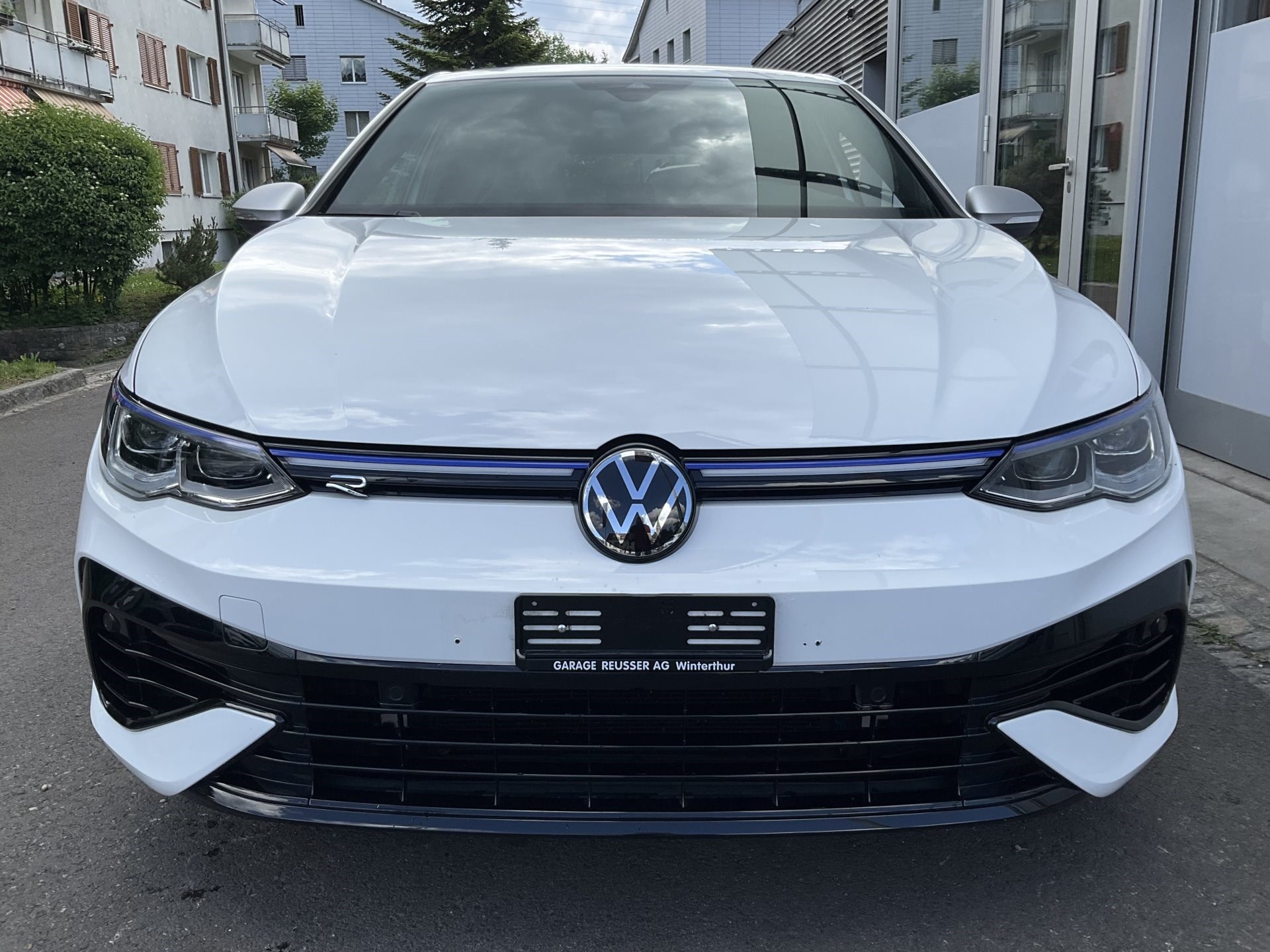 VW GOLF R 4MOTION *** TOP ZUSTAND => NUR 9500KM ***-showroom-element-1