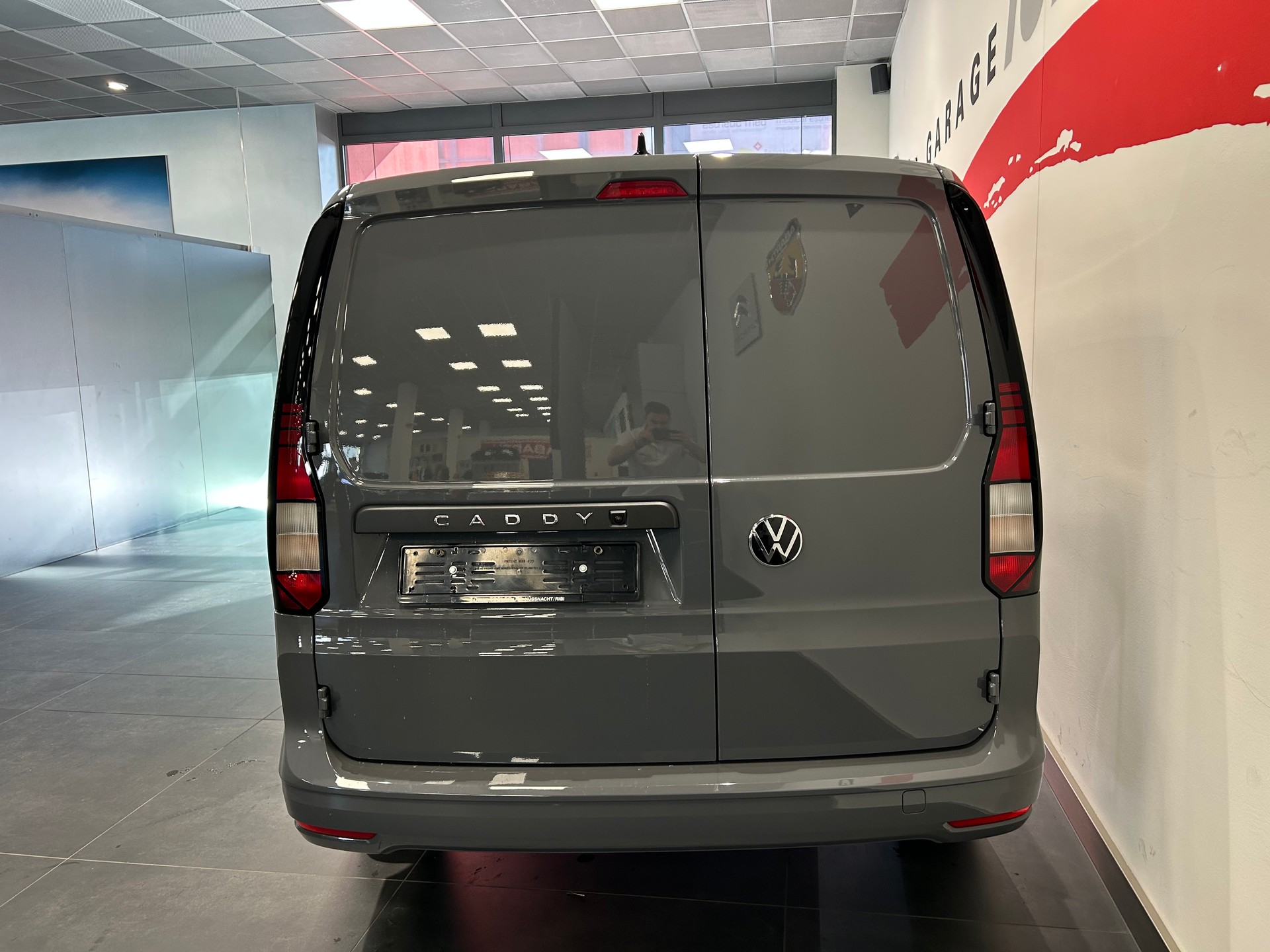 VW Caddy Cargo 1.5TSI Maxi DSG-image-13