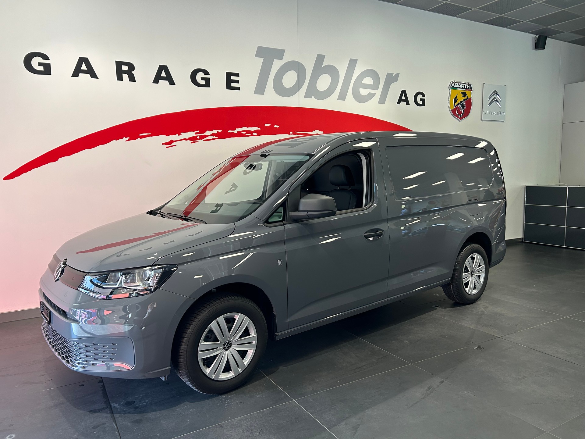 VW Caddy Cargo 1.5TSI Maxi DSG-image-5