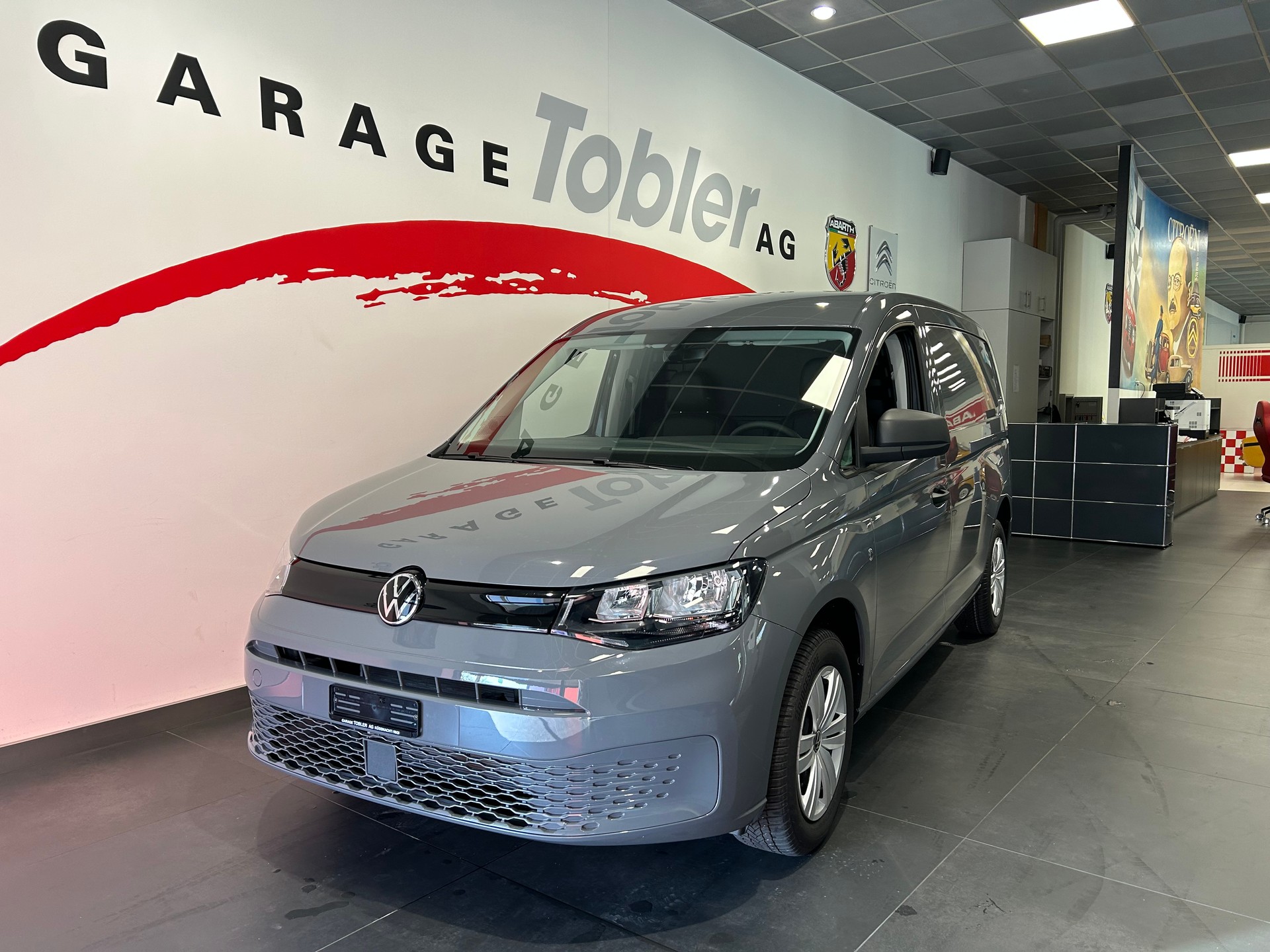 VW Caddy Cargo 1.5TSI Maxi DSG-showroom-element-1
