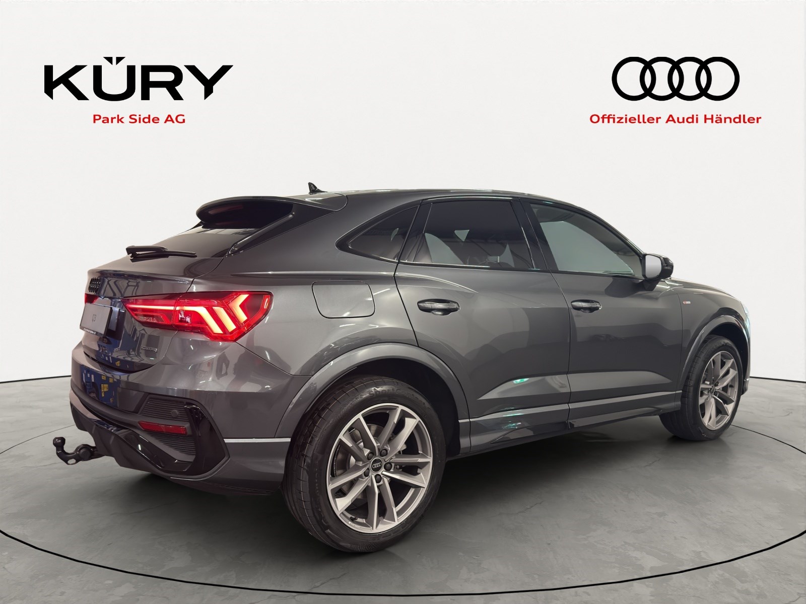AUDI Q3 Sportback 40 TFSI S line quattro-showroom-element-3