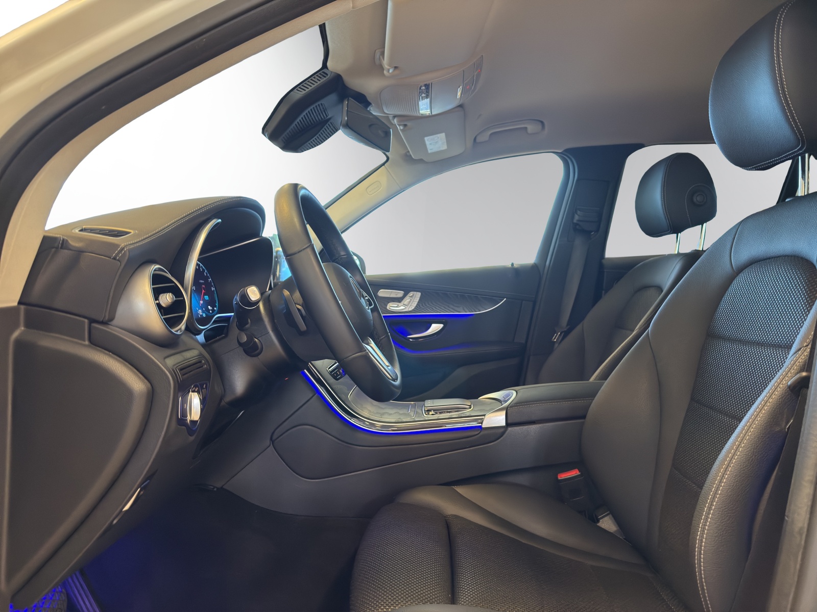 Image MERCEDES-BENZ GLC-300 GLC 300 e AMG Line 4Matic 9G-Tronic