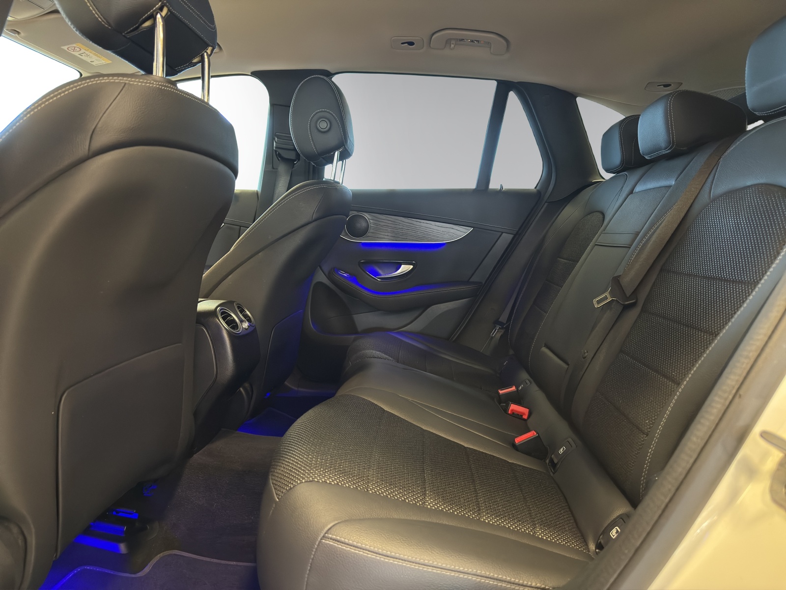 Image MERCEDES-BENZ GLC-300 GLC 300 e AMG Line 4Matic 9G-Tronic