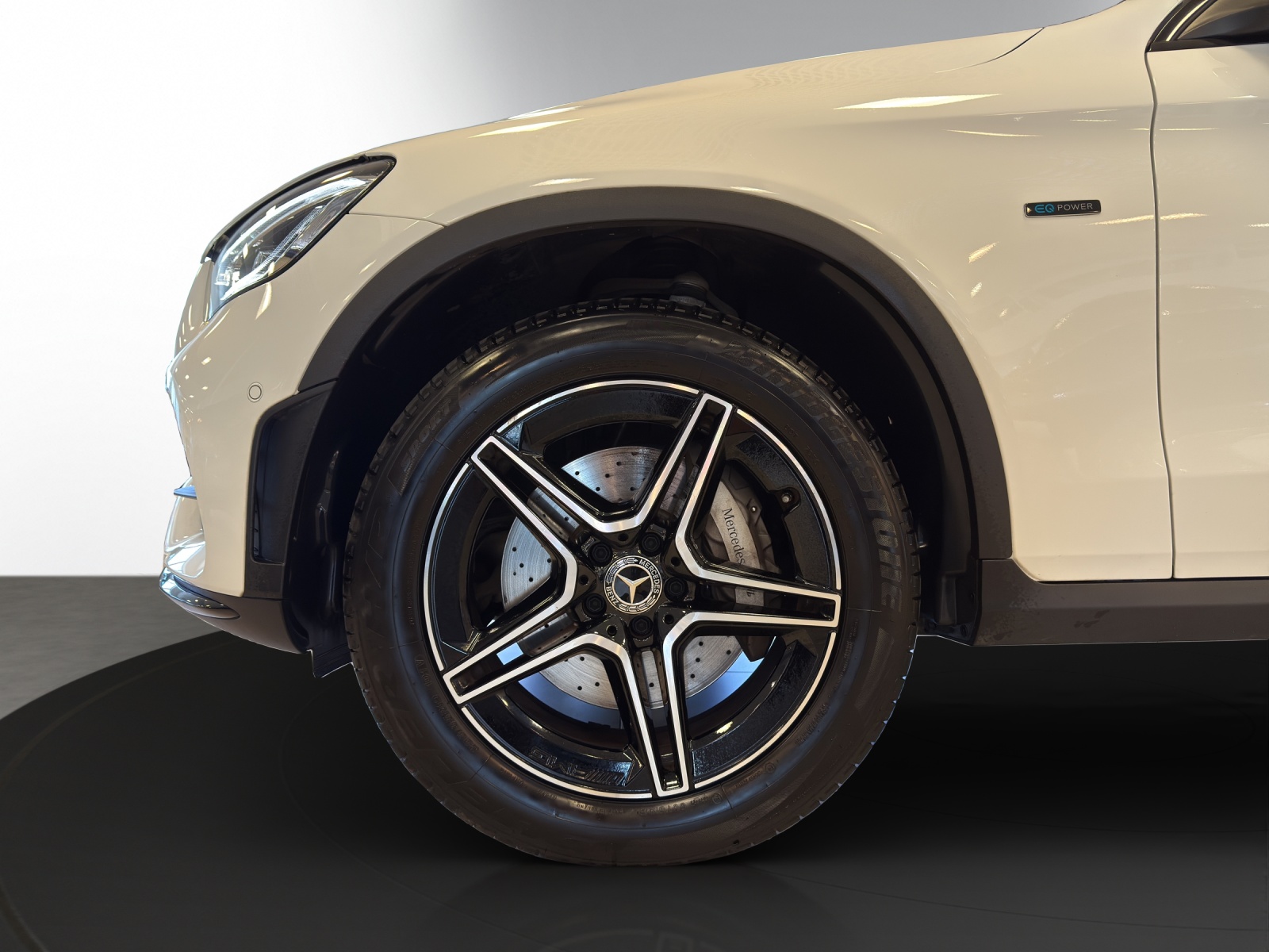 Image MERCEDES-BENZ GLC-300 GLC 300 e AMG Line 4Matic 9G-Tronic