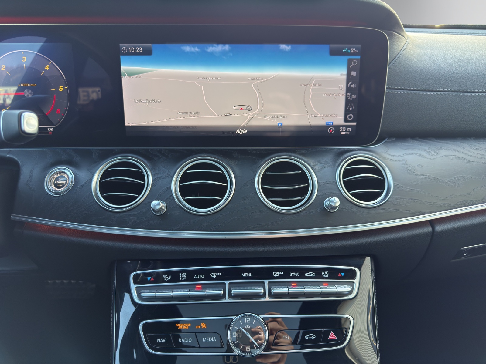 Image MERCEDES-BENZ E-220 E 220 d Swiss Star AMG 4M