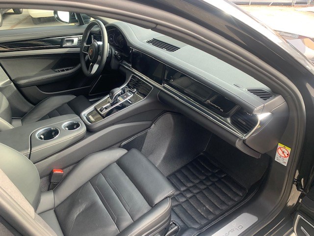 PORSCHE Panamera 4 Sport Turismo 10 Years Edition PDK-image-9