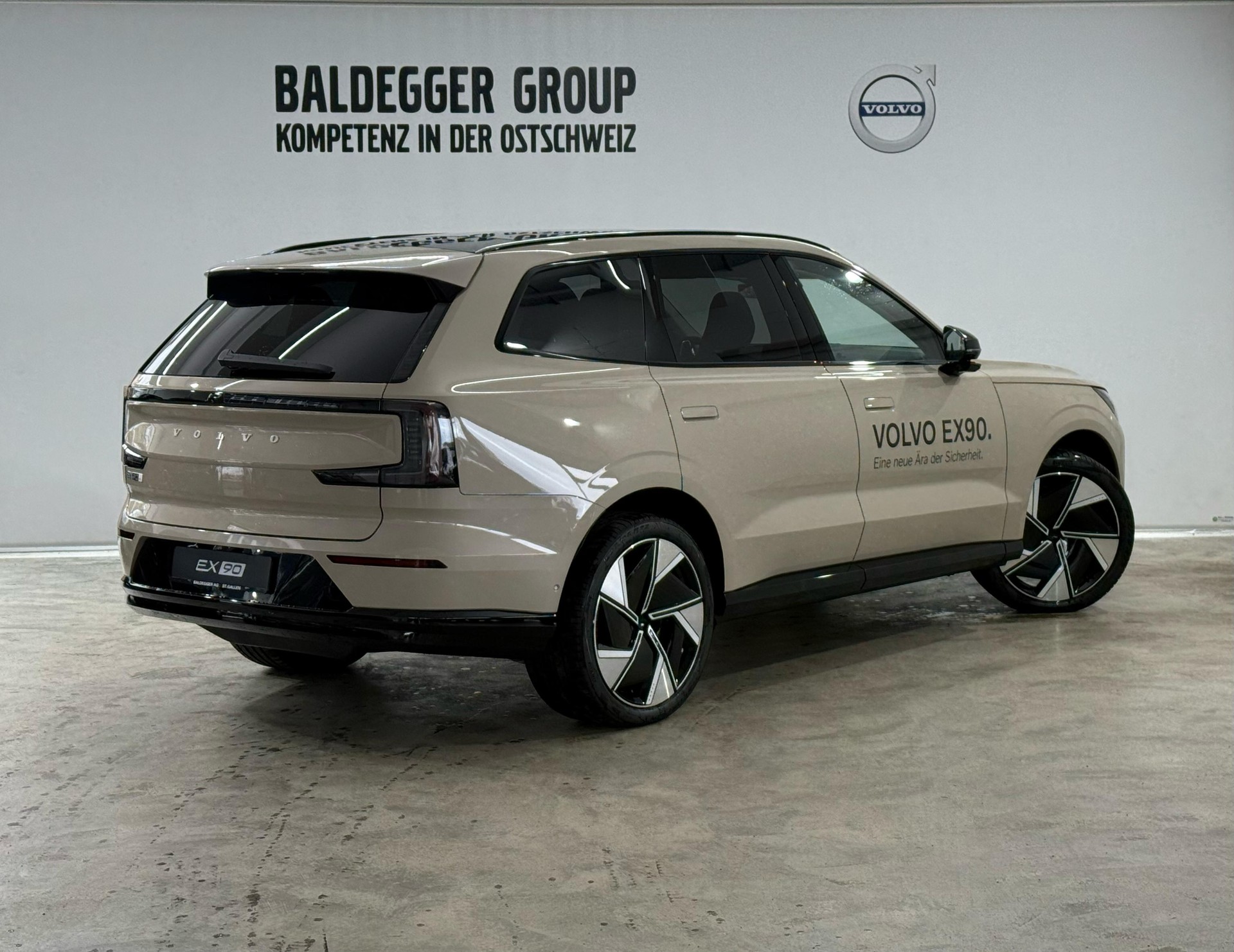 VOLVO EX 90 Twin Performance Ultra AWD-showroom-element-2