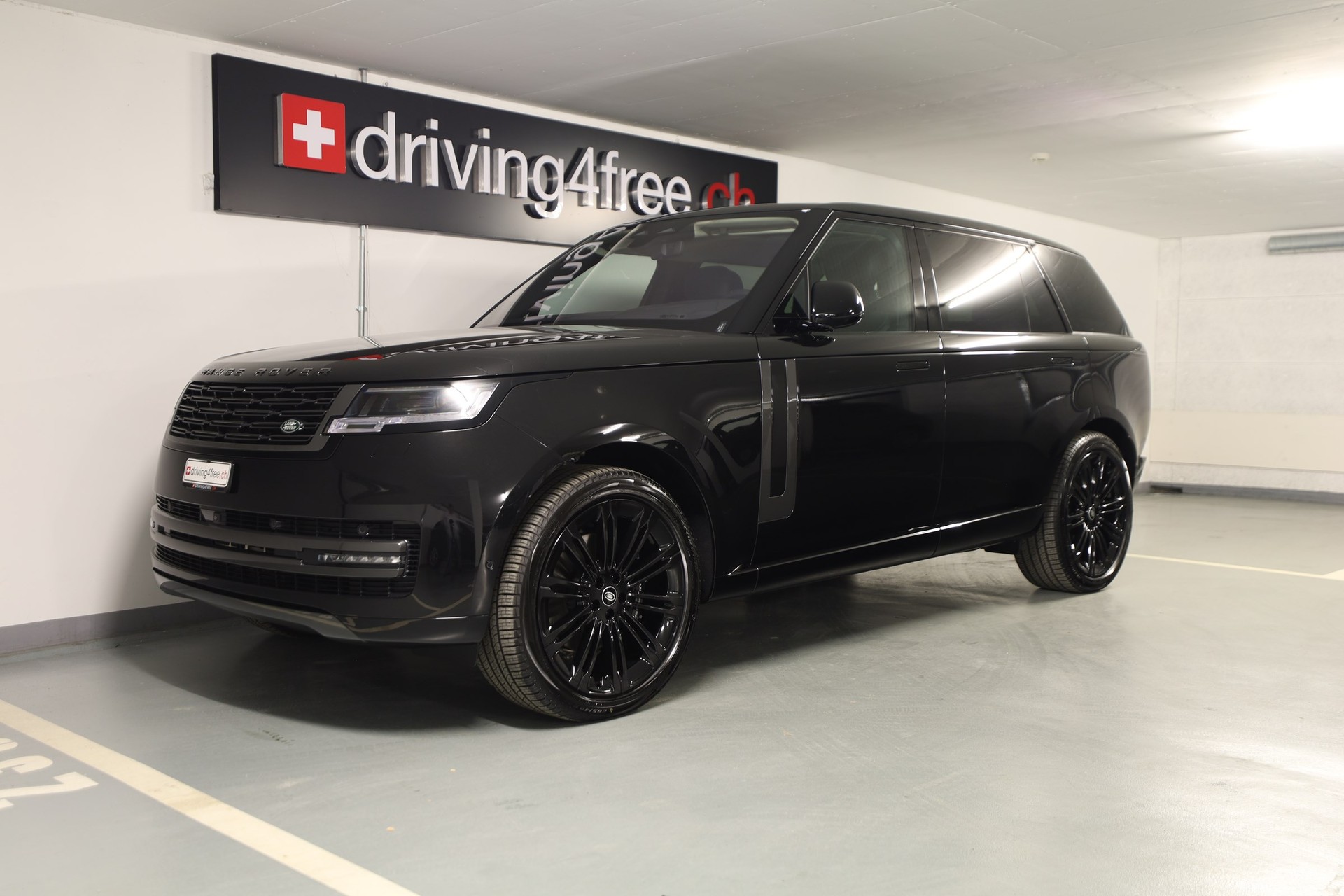 LAND ROVER Range Rover LWB D350 3.0D I6 MHEV First Edition Automatic