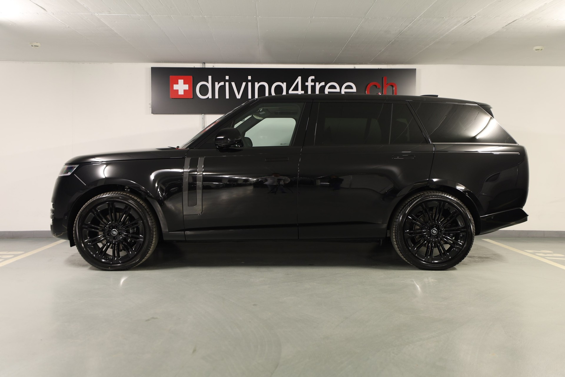 LAND ROVER Range Rover LWB D350 3.0D I6 MHEV First Edition Automatic