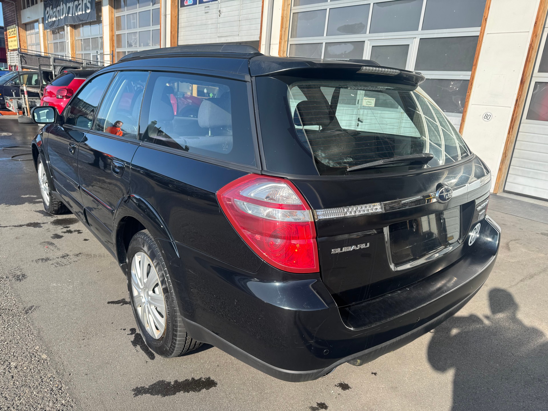 SUBARU Outback 2.0D AWD Swiss-showroom-element-1