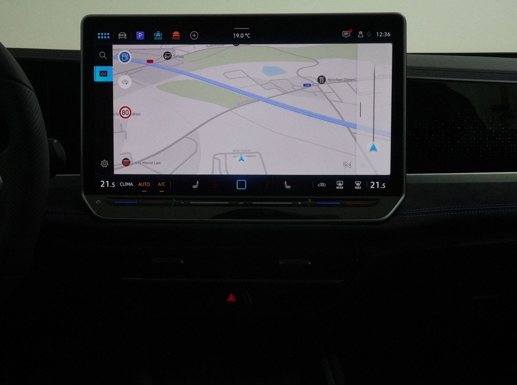 VW PASSAT Variant 1.5 TSI Plug-in-Hybrid R-Line-image-17
