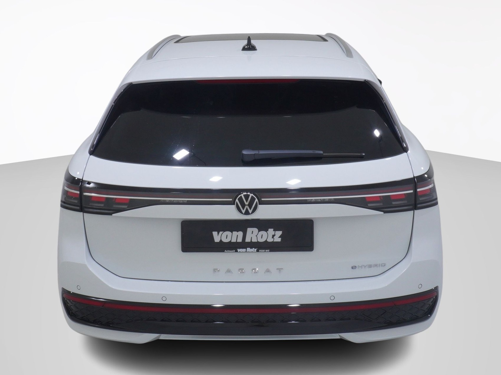 VW PASSAT Variant 1.5 TSI Plug-in-Hybrid R-Line-showroom-element-2