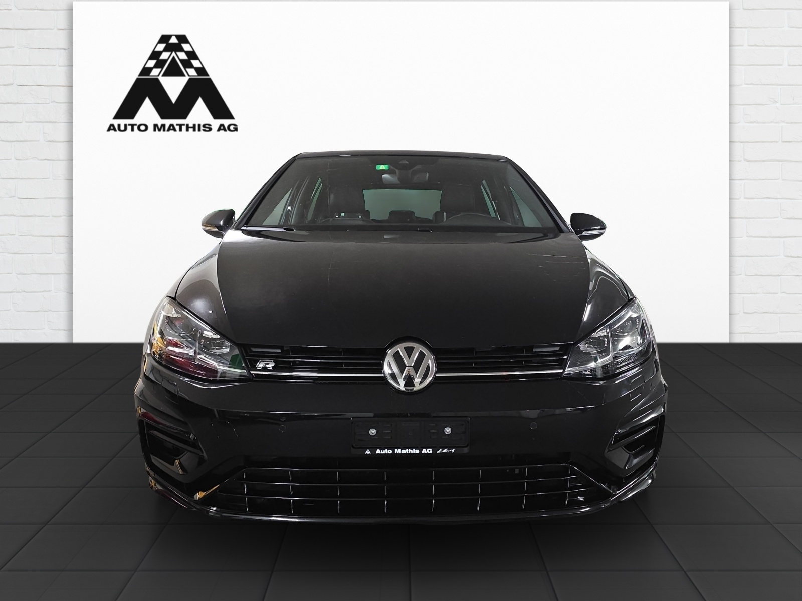 VW Golf 2.0 TSI R 4Motion DSG-showroom-element-1