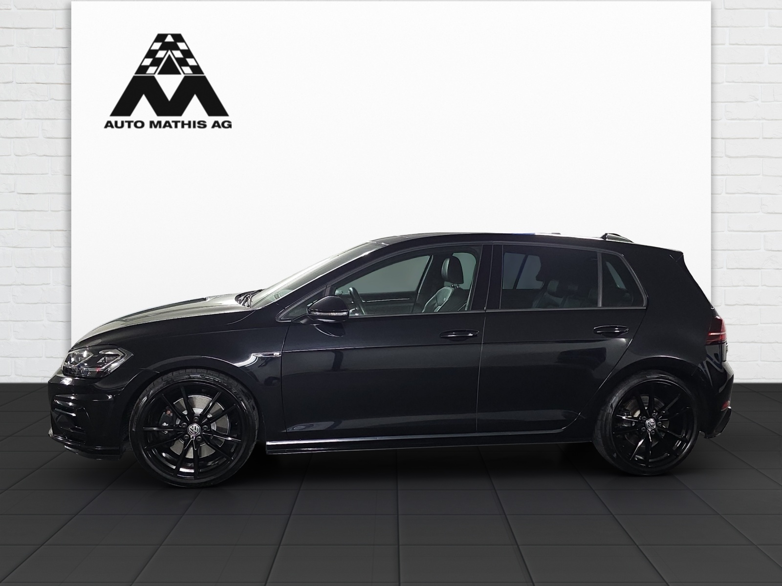 VW Golf 2.0 TSI R 4Motion DSG-showroom-element-3