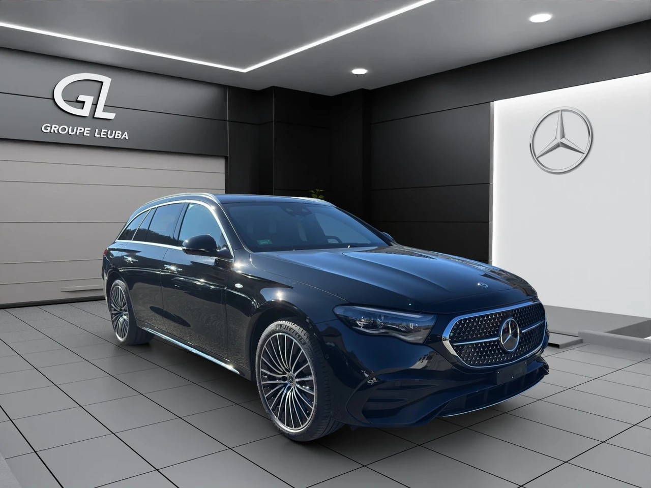 Photo MERCEDES-BENZ E-300 E 300 de 4Matic 9G-Tronic