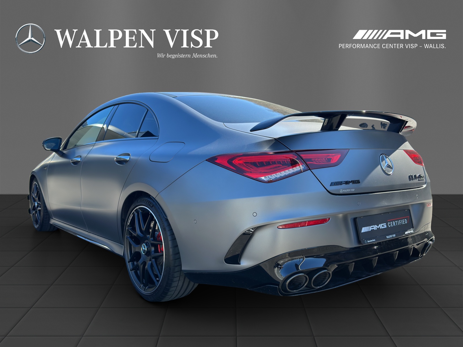 MERCEDES-BENZ CLA 45 S AMG 4Matic+-showroom-element-3