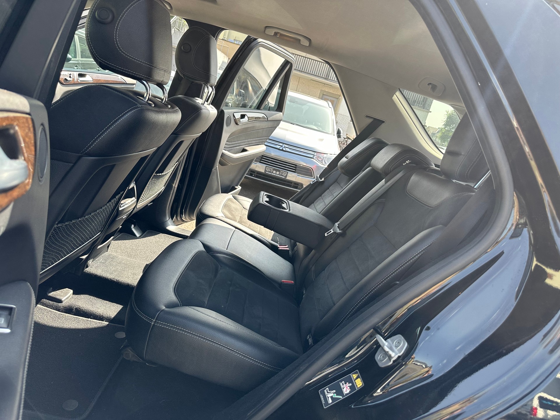 MERCEDES-BENZ ML 350 BlueEfficiency Edition 4Matic 7G-Tronic-image-10