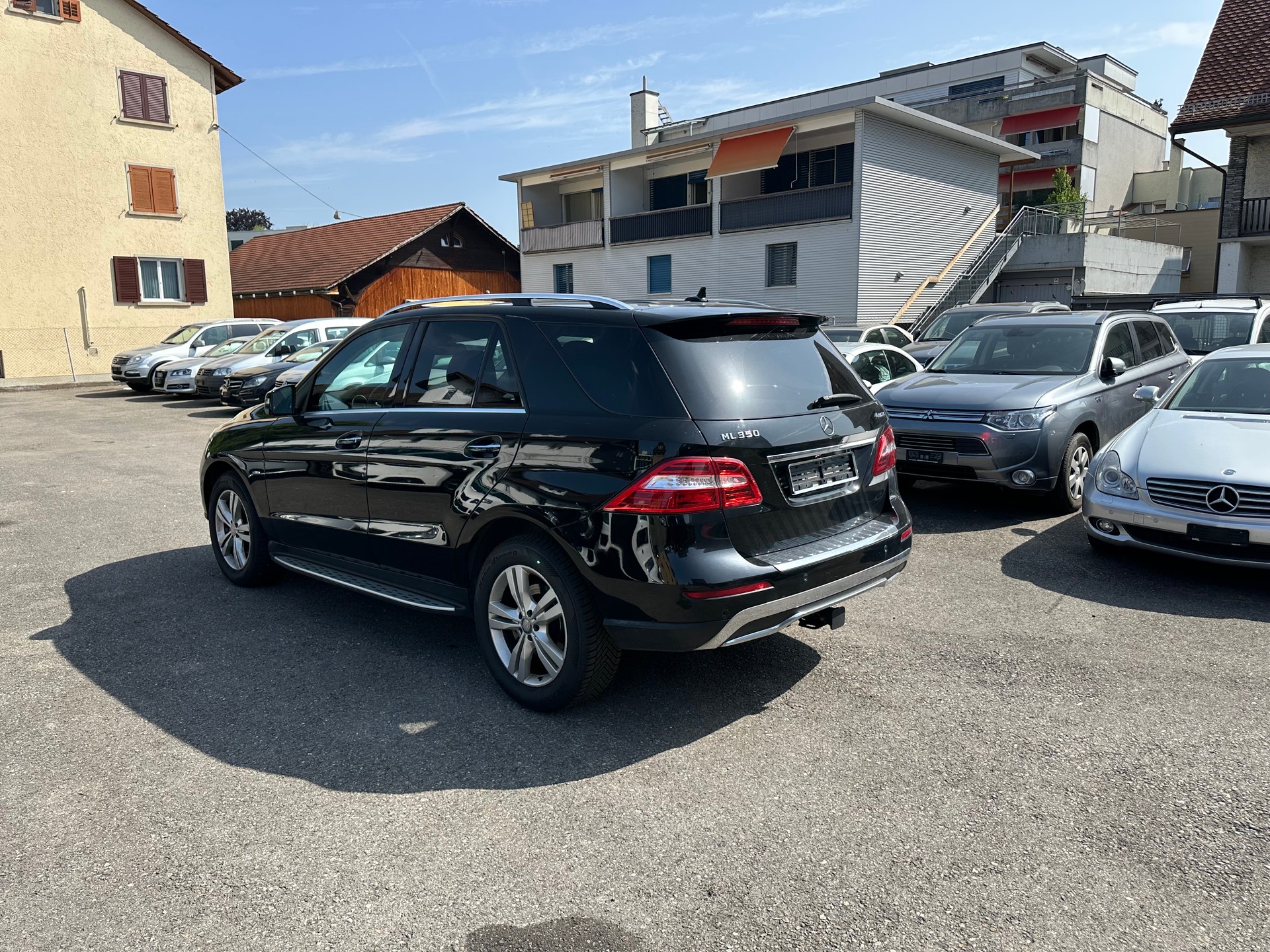 MERCEDES-BENZ ML 350 BlueEfficiency Edition 4Matic 7G-Tronic-image-3