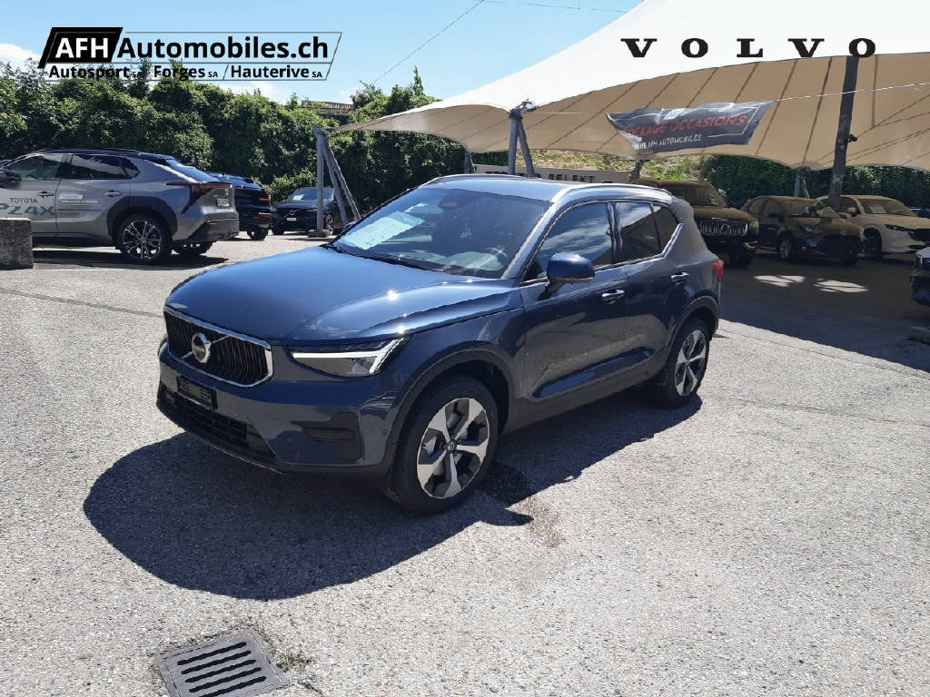 VOLVO XC40 2.0 B3 MH Core