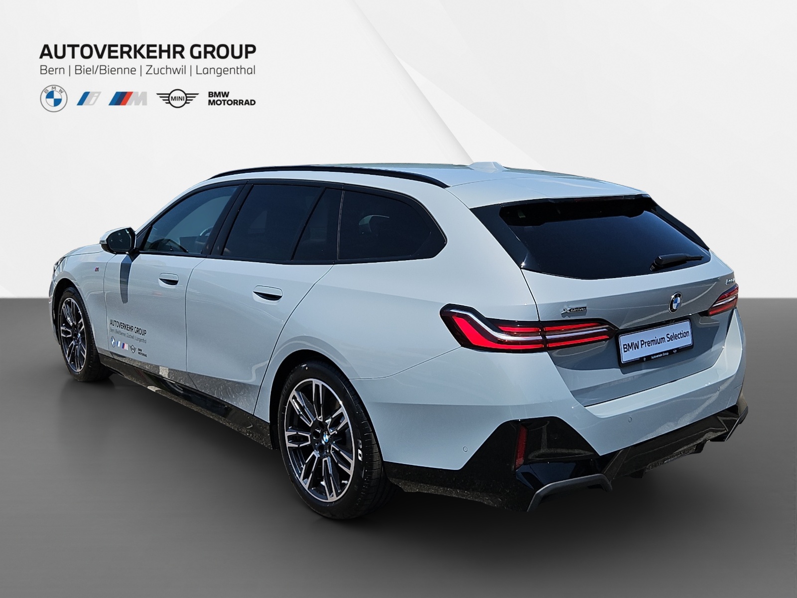 BMW 520d xDrive Touring M Sport 48V-showroom-element-3