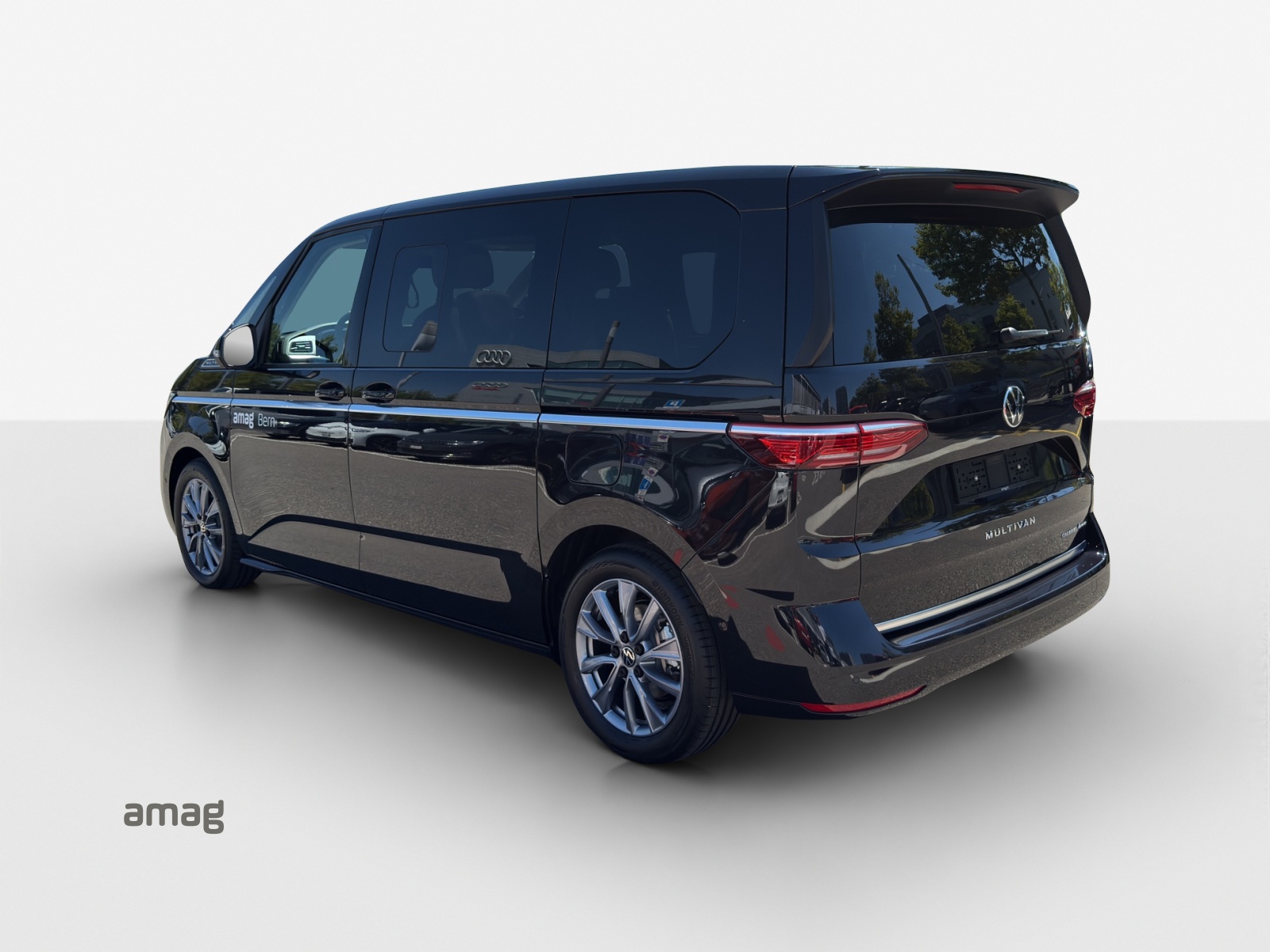 VW MULTIVAN Multivan 1.5 eHybrid Style Liberty 4Motion DSG-showroom-element-2