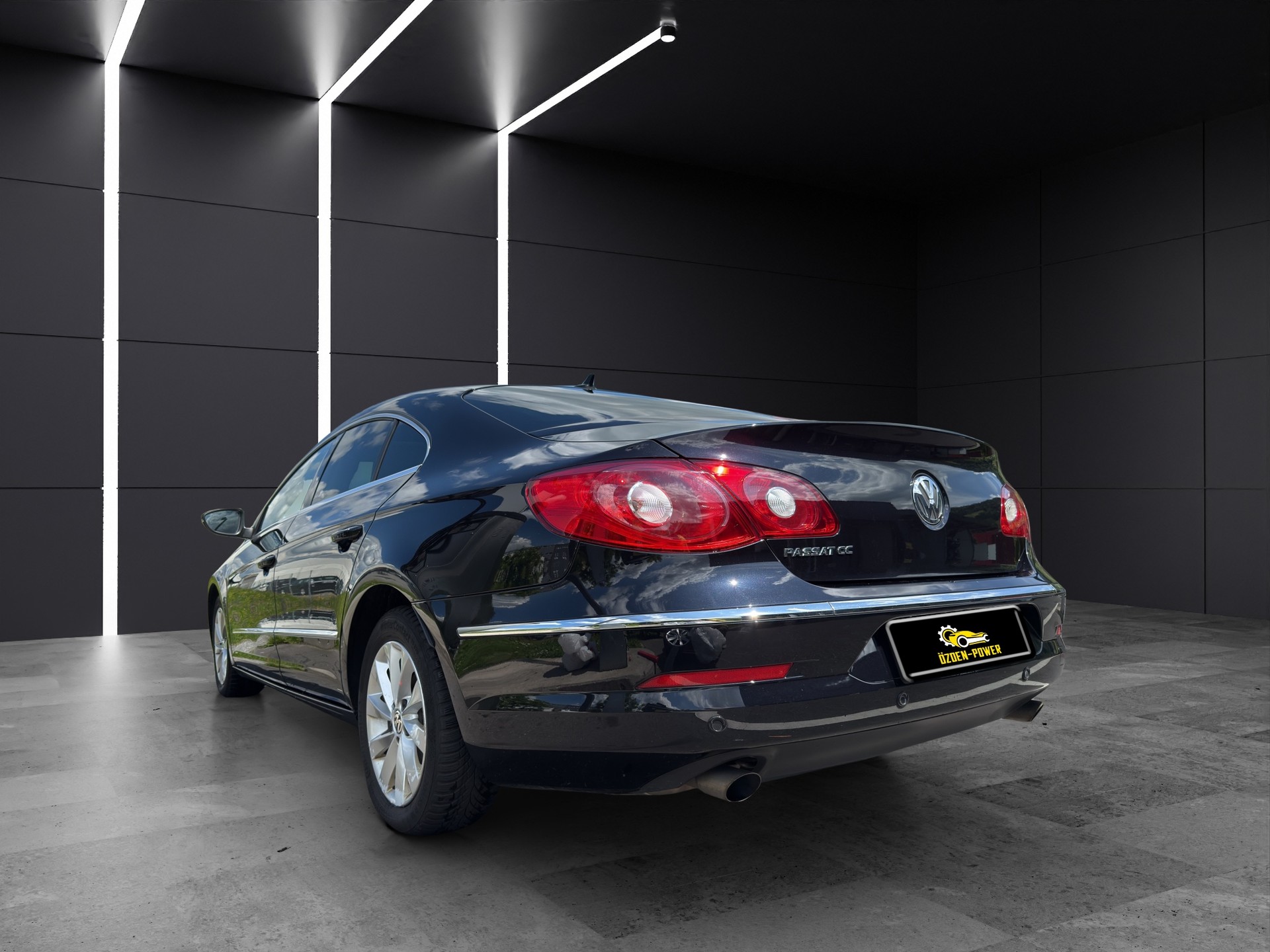 VW Passat CC 2.0D 4M-image-5