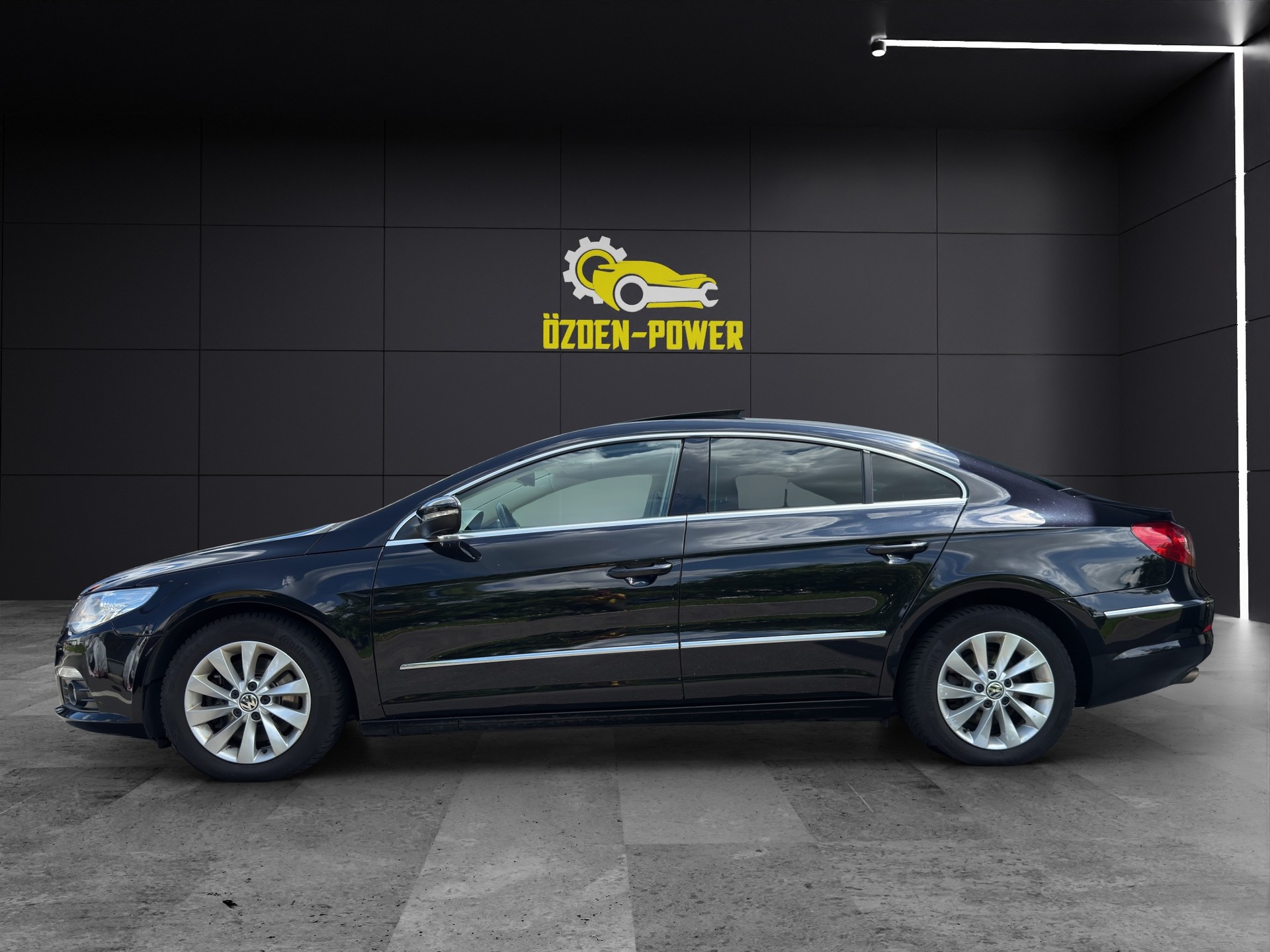 VW Passat CC 2.0D 4M-image-6