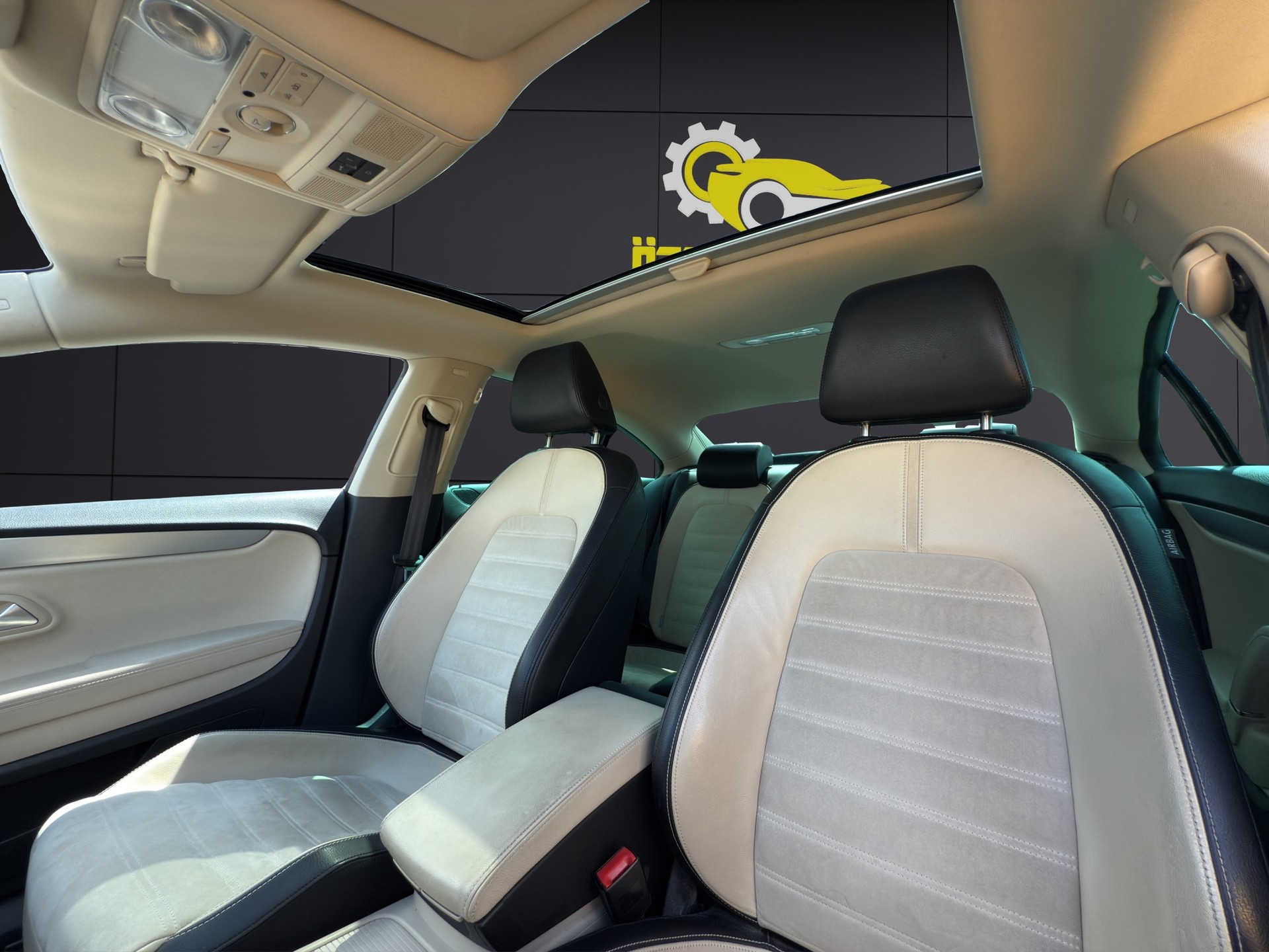VW Passat CC 2.0D 4M-image-17