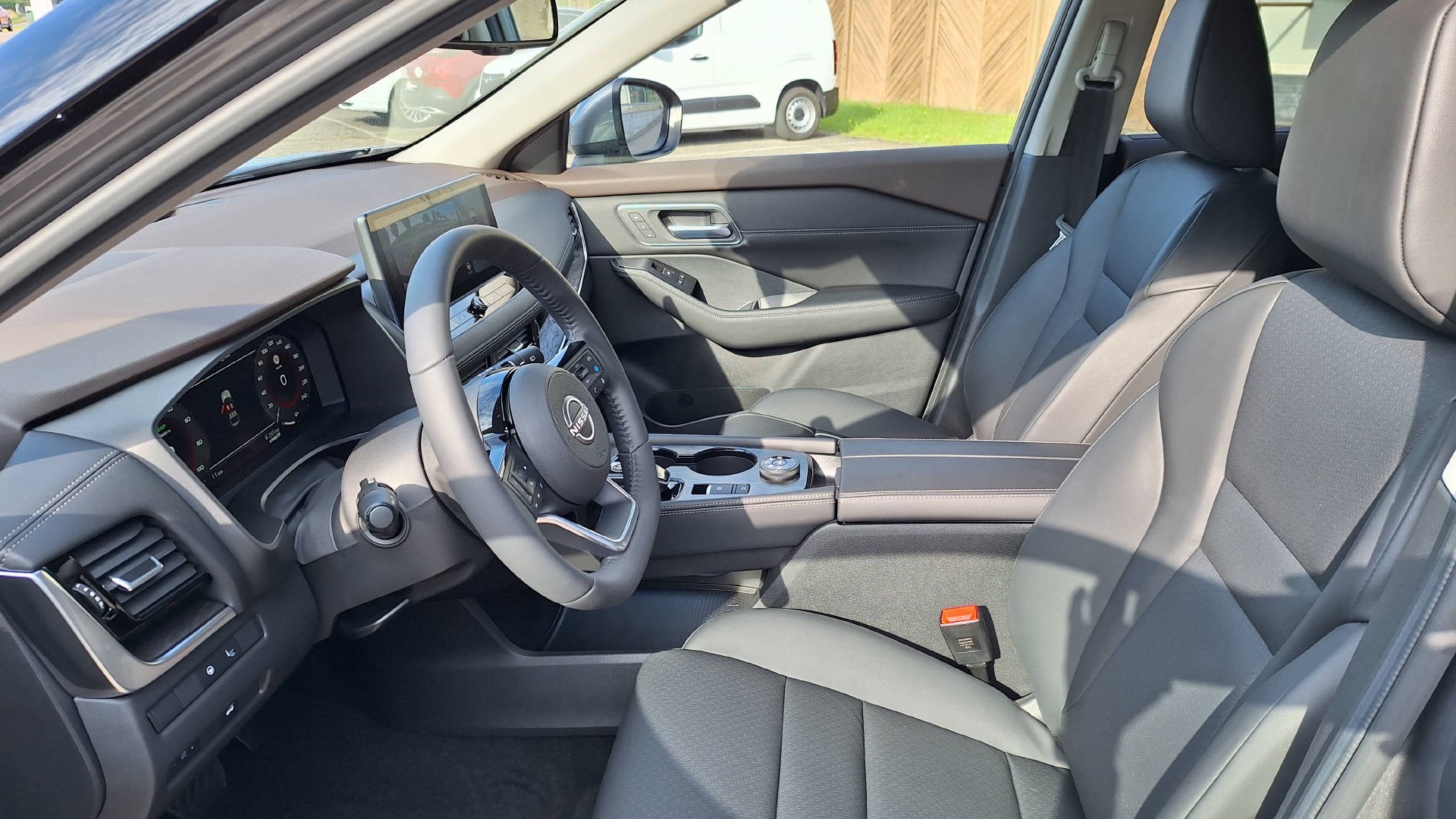 NISSAN X-Trail 1.5 VC-T Tekna e-4orce-image-5