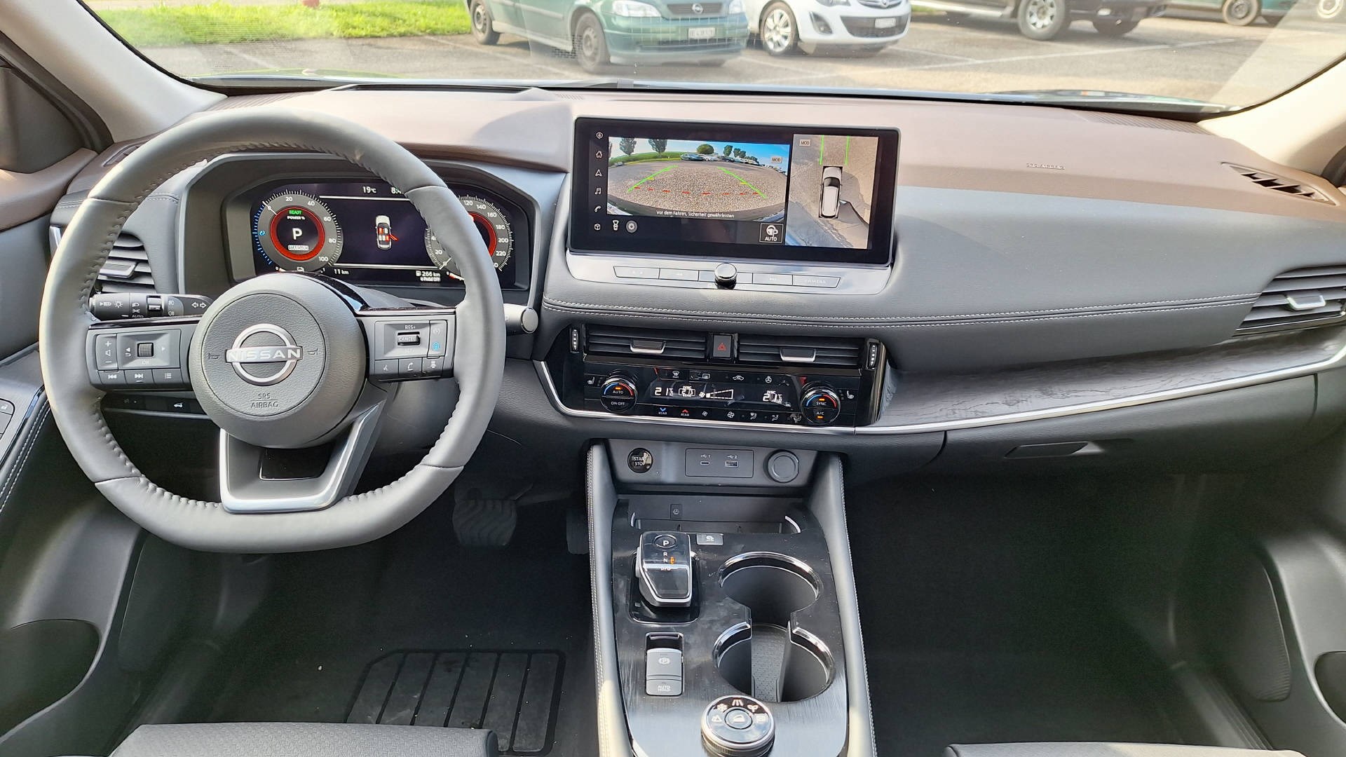 NISSAN X-Trail 1.5 VC-T Tekna e-4orce-image-8