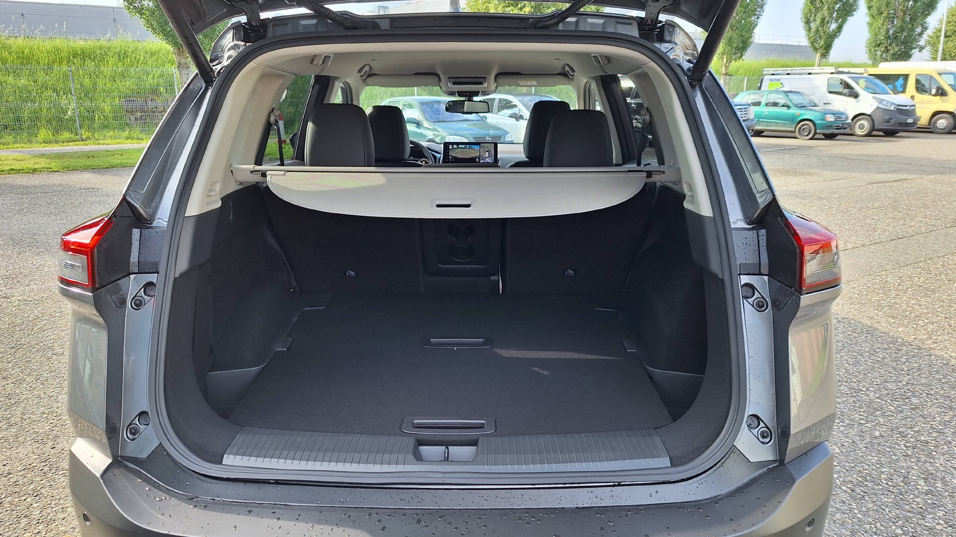 NISSAN X-Trail 1.5 VC-T Tekna e-4orce-image-9