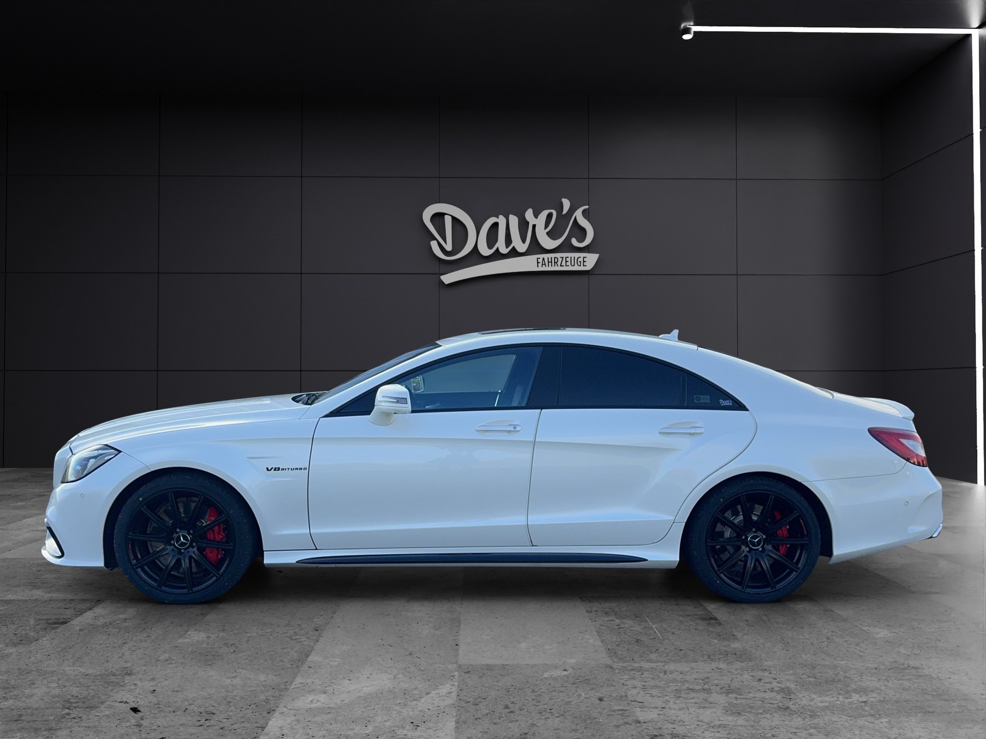MERCEDES-BENZ CLS 63 AMG S 4Matic Speedshift MCT-showroom-element-1