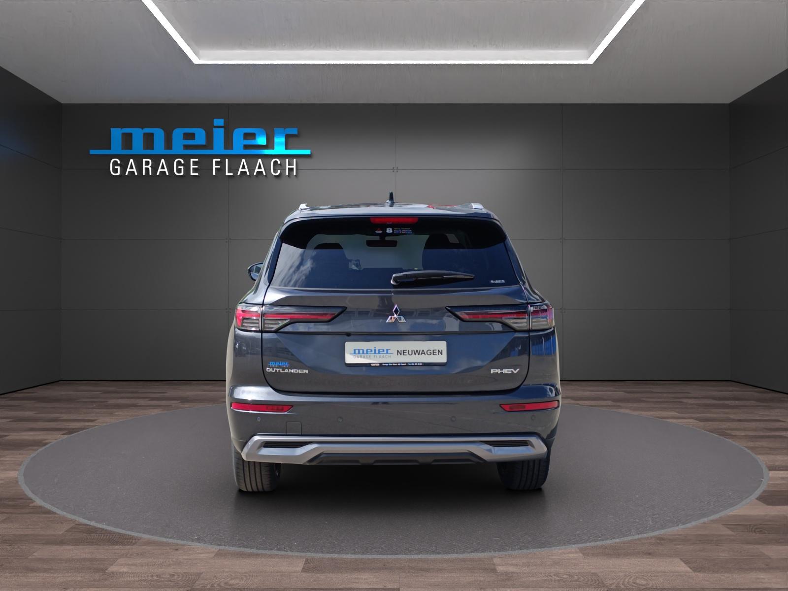 MITSUBISHI Outlander 2.4 PHEV Intense 4x4-showroom-element-3