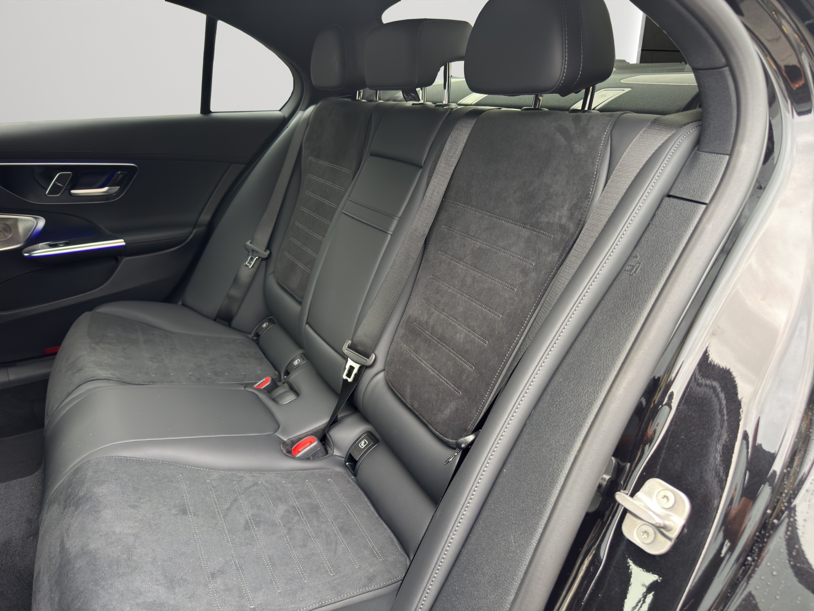 Image MERCEDES-BENZ C-300 C 300 4 Matic