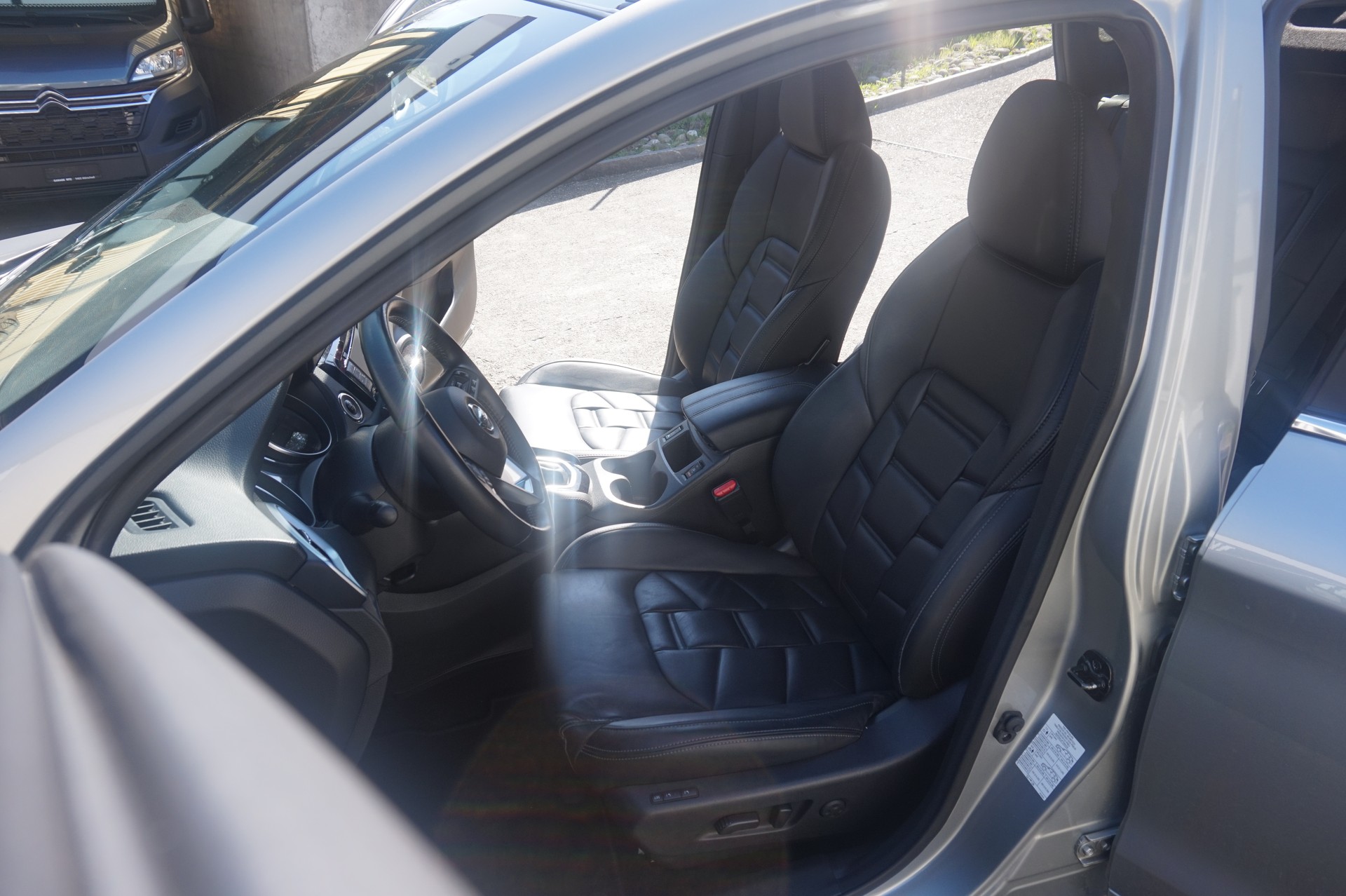 NISSAN Qashqai 1.6 dCi tekna+ Xtronic CVT-image-6