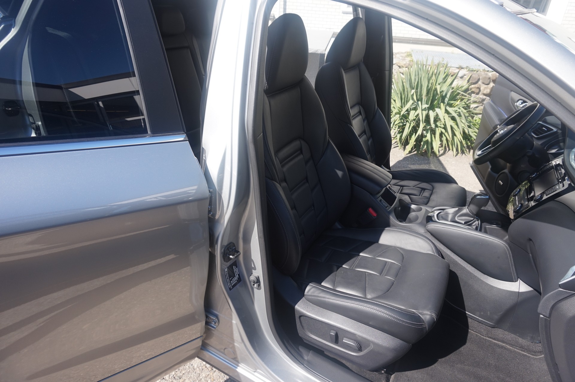 NISSAN Qashqai 1.6 dCi tekna+ Xtronic CVT-image-8