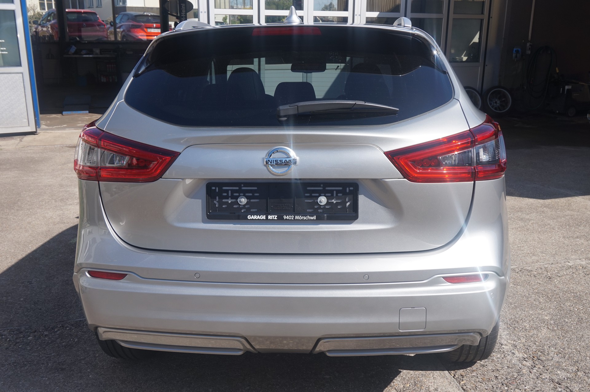 NISSAN Qashqai 1.6 dCi tekna+ Xtronic CVT-image-4