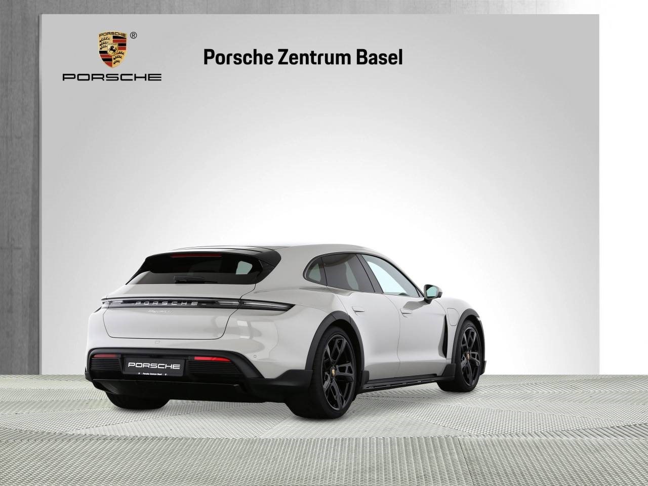 PORSCHE TAYCAN 4 Cross Turismo-showroom-element-2