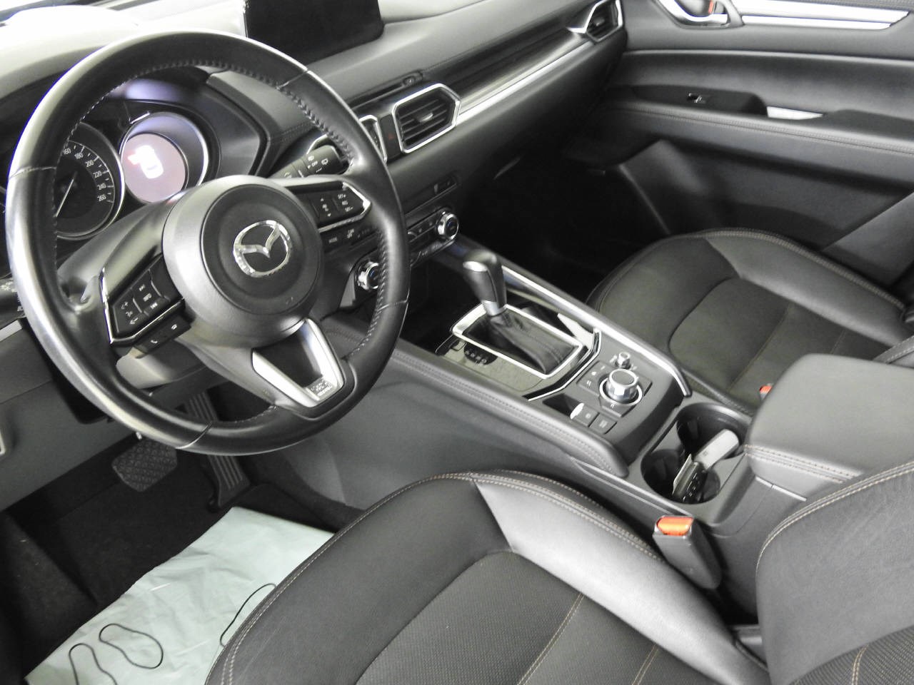 MAZDA CX-5 2.2 D 175 Revolution AWD-image-13