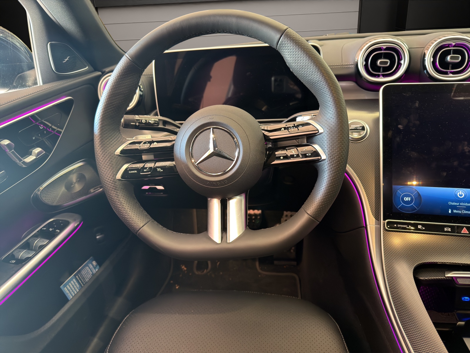 Image MERCEDES-BENZ C-220 C 220 d T 4 Matic Swiss Star