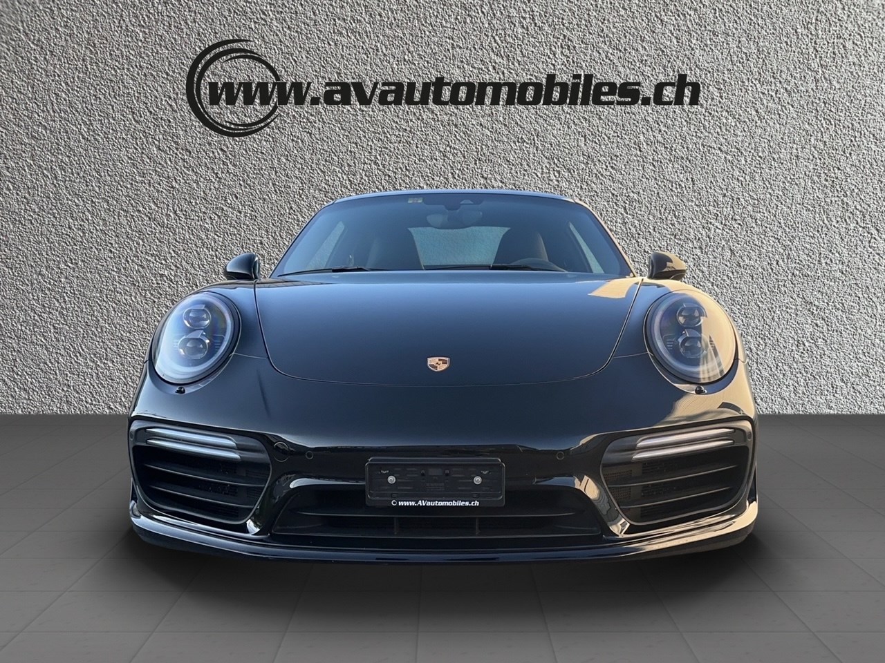 PORSCHE 911 Turbo S PDK-image-1