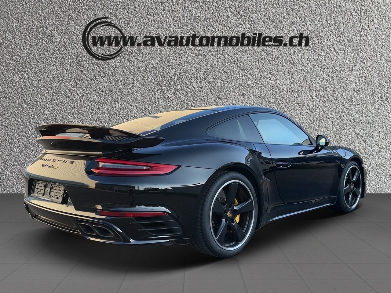 PORSCHE 911 Turbo S PDK-image-4