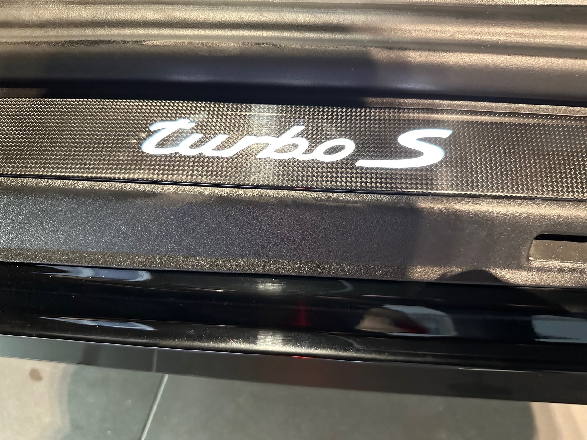 PORSCHE 911 Turbo S PDK-image-12