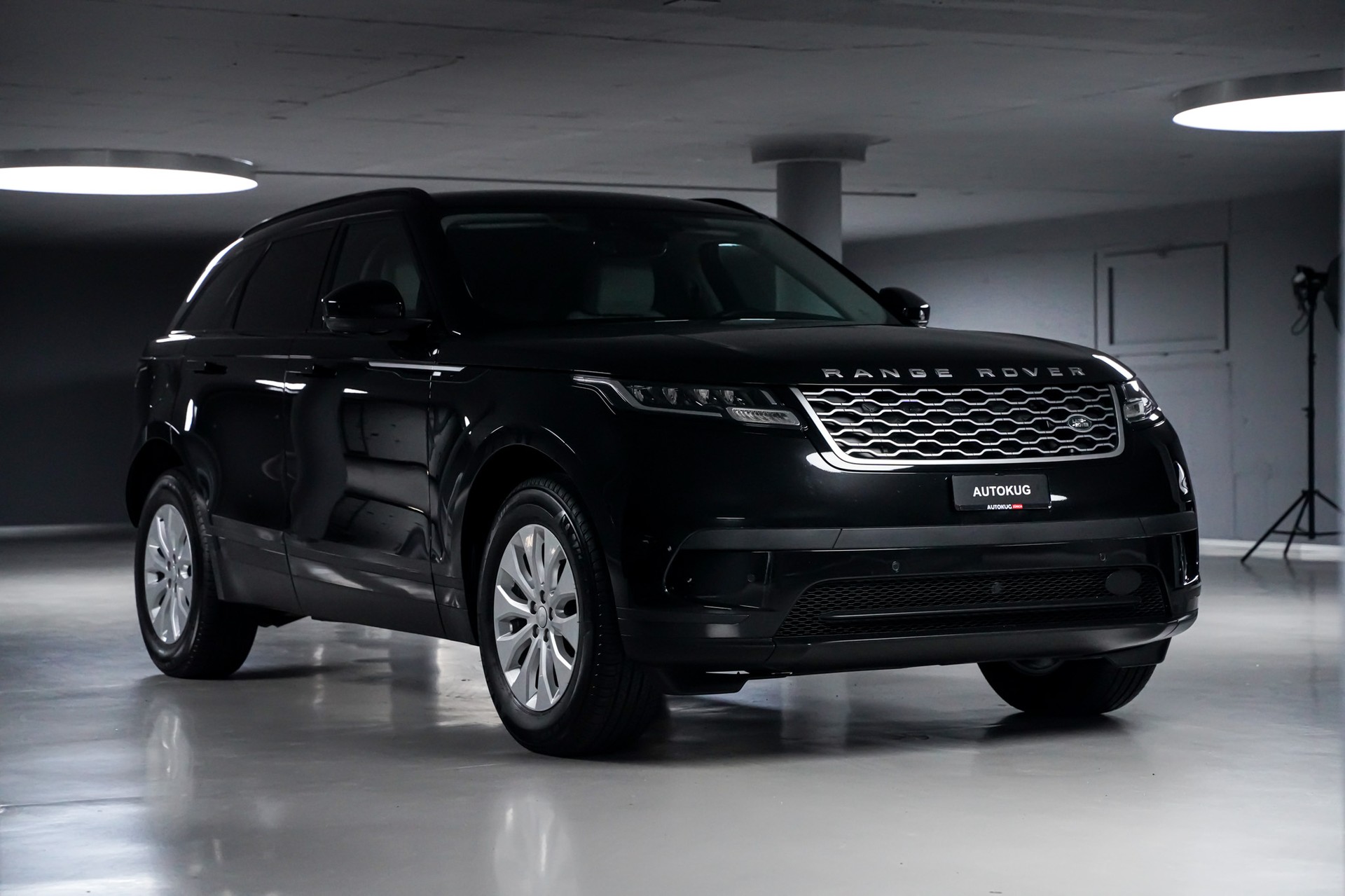 LAND ROVER Range Rover Velar D 200 HSE Automatic-showroom-element-2