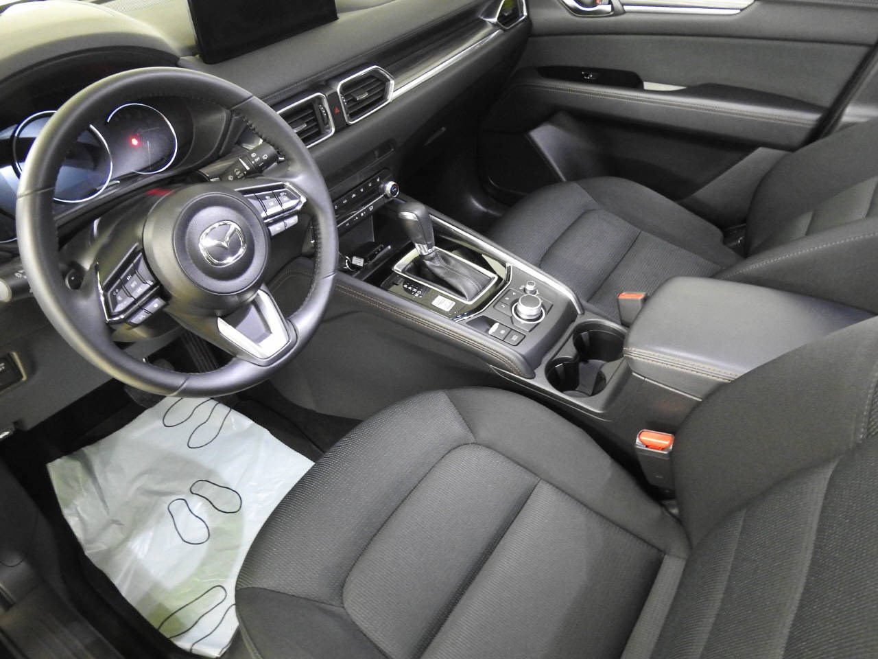 MAZDA CX-5 2.5 Revolution AWD-image-13